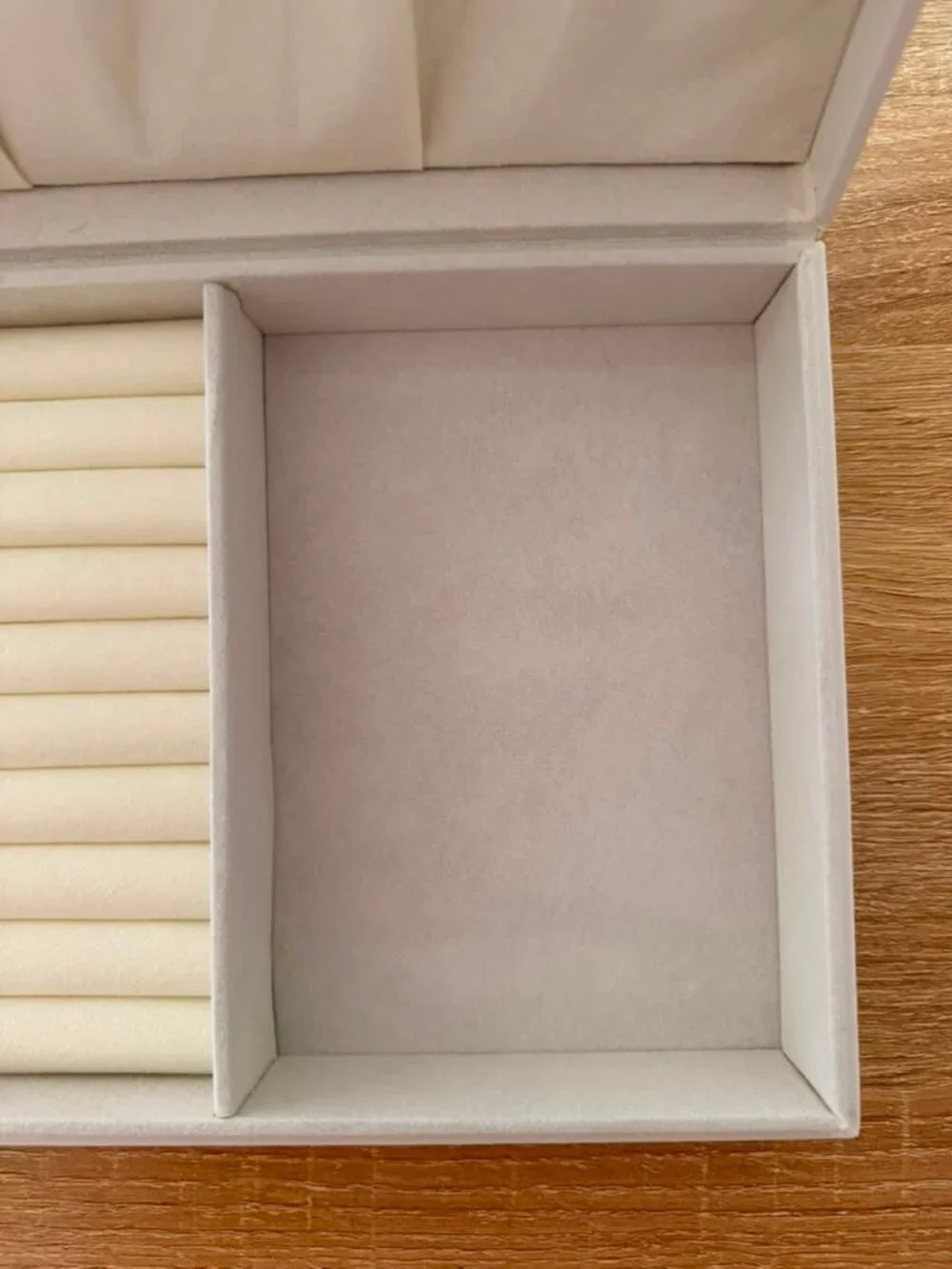 Radley London White Faux Leather Jewelry Travel Organizer Case
